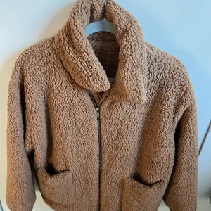 Zaful Cozy Tan Sherpa Jacket thumbnail 1
