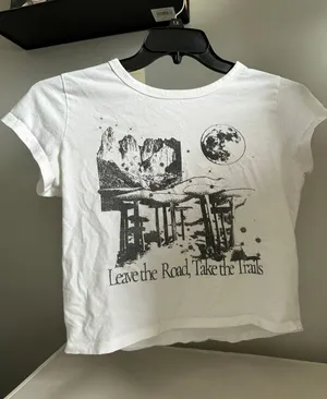 Hollister Baby Tee thumbnail 1