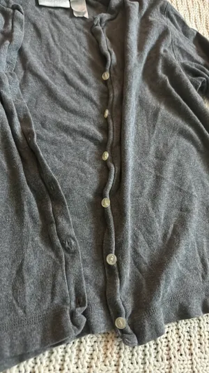 Liz Claiborne Cardigan thumbnail 2