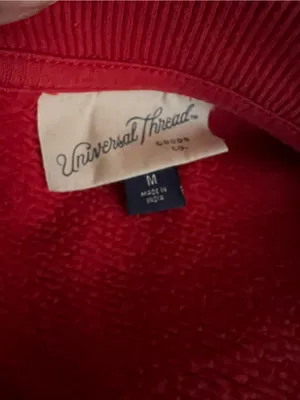 Universal Threads Red Heart Embroidered Crewneck Sweatshirt thumbnail 5