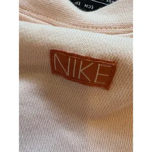Nike Womens Sportswear Cropped Crewneck Sweatshirt Pink Embroidered Logo XS thumbnail 8