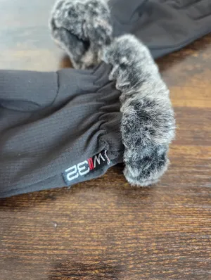 32 Degrees Heat 32⁰ Weatherproof Women's Winter Gloves Black Fur Trim Medium Outdoor Snow Skiing thumbnail 5