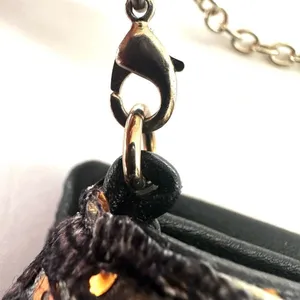 La Je expandable clutch purse thumbnail 6