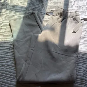 Aritzia The Group by Babaton Smooth Plush Sequence Pant thumbnail 2