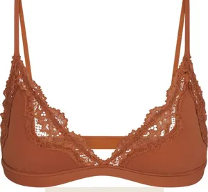 SKIMS NTW/ FITS EVERYBODY LACE TRIANGLE BRALETTE, Color bronze tan. thumbnail 4