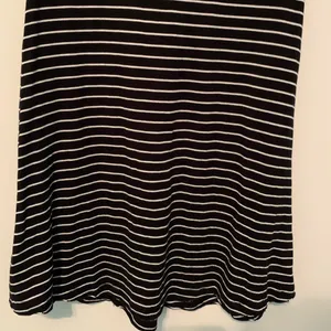 American Eagle Flowy tank top thumbnail 8