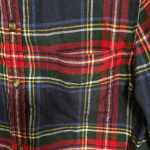 AMERICAN EAGLE Ahh-mazingly Soft Boyfriend Flannel Red Navy Plaid Size Medium thumbnail 3