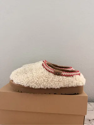 UGG Tasman Maxi Curly Slippers – Women’s Size 8 thumbnail 3