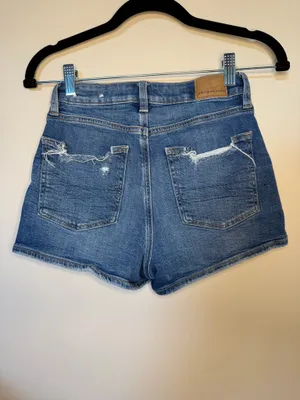 American Eagle Outfitters thumbnail 2