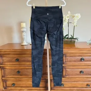 Lululemon Align High-Rise Pant 28” Heritage Camo Deep Coal Size 6 thumbnail 7