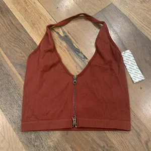 Urban Outfitters NWT Out From Under Wine Zipper Front Crop Top Size Large thumbnail 3