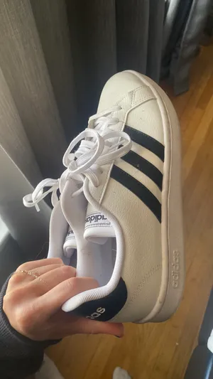 Adidas Sneakers Women’s thumbnail 7