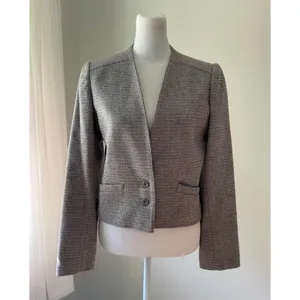 Vintage ‘80s West Coast Connection Grayish Lilac Wool Blend Collarless Blazer thumbnail 2