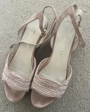 Carmen Salas Nude Platforms Tan Size 9.5 thumbnail 1