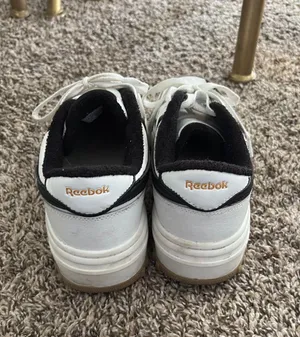 Sneakers thumbnail 3