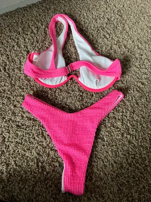 SheIn Pink bikini set with adjustable straps #swimwear #summer thumbnail 2