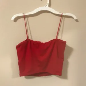 Windsor RED TOPS Like New Red Cropped Tops Gorgeous worn just once. thumbnail 2
