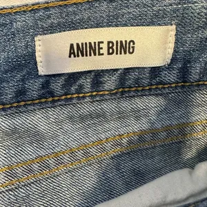 Anine Bing Size-M Ladies‎ Boyfriend Denim Shorts Distressed thumbnail 2