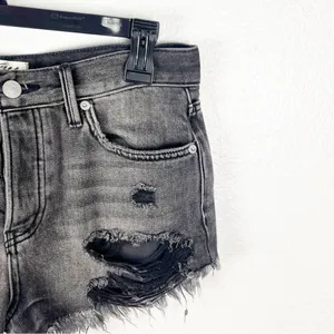 FREE PEOPLE Black Wash Button Fly Ripped Distressed Fray Hem Shorts Size 26 Boho thumbnail 9