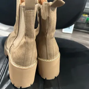 Universal Thread Tan Suede Ankle Boots thumbnail 4