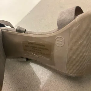 Heels Elegant Gray Women's Heeled Sandals Size 11 Mossimo thumbnail 6