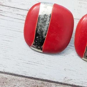 Vintage Earrings For Pierced Ears Red Rounded Square Shape thumbnail 3