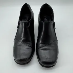 Clarks Bendables Booties Womens‎ 7M Black Leather Side Zip Block Heel Comfort thumbnail 3