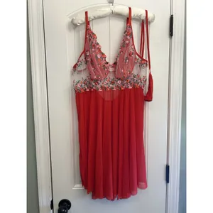 Women’s 3XL Red Floral Embroidered Sheer Mesh Babydoll Lingerie & Matching Thong thumbnail 2