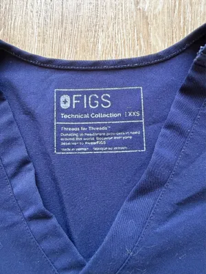 FIGS Catarina One-Pocket Top Navy thumbnail 3