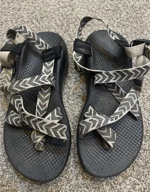 Chaco ZX/1 Yampa Black/White Adjustable Print Toe Loop Sport Sandals Women's 9 thumbnail 1