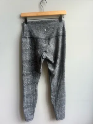 Lululemon Align Pant Full Length 28" Meisai Ice Grey Black Size 8 thumbnail 8