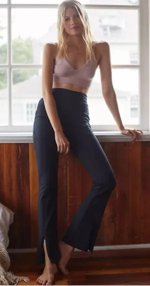 Anthropologie Black Flare Leggings thumbnail 1