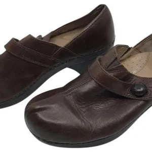 Dansko Dark Brown Unisex Clogs Size: EU 40 thumbnail 1