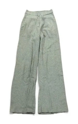 Uniqlo Green Sweats 💚 thumbnail 1