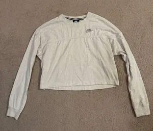 Cropped Crew Neck thumbnail 1
