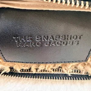 MARC JACOBS Snapshot Teddy Camera Bag thumbnail 9