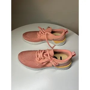 pink quartz Nike Odyssey React Flyknit 2 running shoes Size 7.5 Hiking Outdoors thumbnail 2