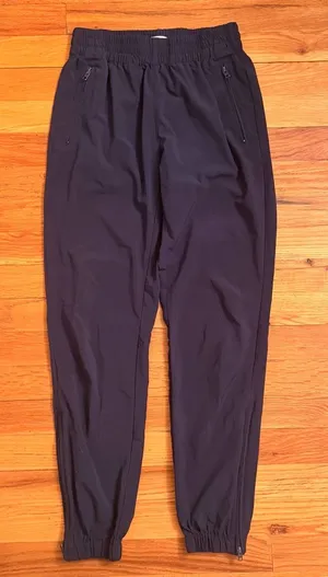 TNA‎ ARITZIA Navy Jogger Pants Sweatpants Navy size XS thumbnail 1