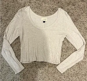 Universal Threads Long Sleeve Top thumbnail 1