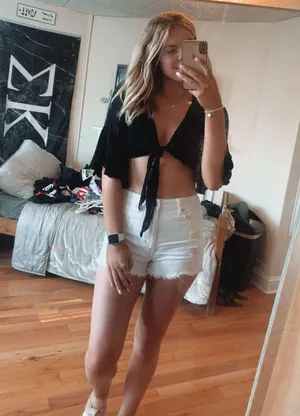 Cropped Top Black Size M thumbnail 1