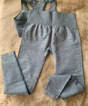 Gymshark Vital Seamless Leggings And Sports Bra thumbnail 3