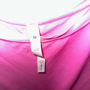 Lululemon Pink tee size 6 thumbnail 2