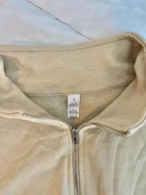 Tan half zip pullover Size L thumbnail 3