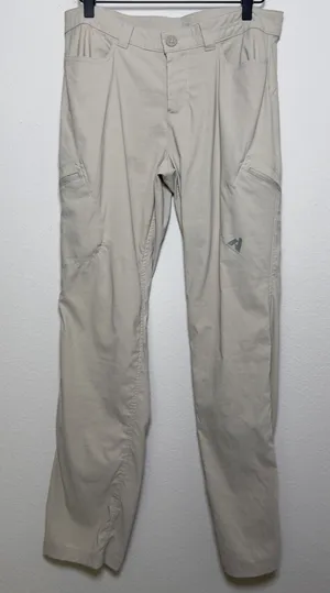 Eddie Bauer Women First Ascent Pants 8 Beige Hiking‎ Cargo Zip Pockets Outdoor thumbnail 1
