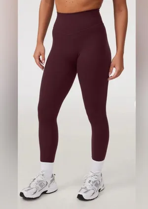 LevelUp Active Maroon High-Waisted Loggings 24” Inseam BRAND NEW thumbnail 2