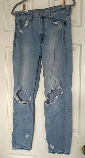 American Eagle Jeans Womens 4 Blue Mom Jean Distressed Light Wash thumbnail 1