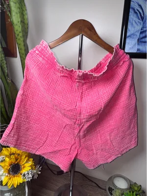 Zenana Washed Double Gauze Frayed Hem Drawstring Shorts with Pockets, Fuchsia thumbnail 2