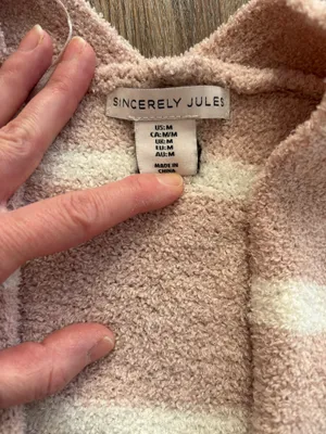 Like new Sincerely Jules cardigan M thumbnail 2