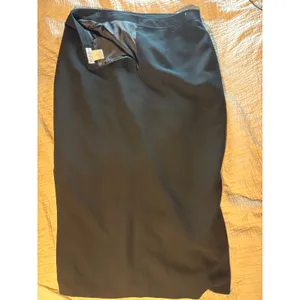 Worthington Black Maxi Pencil Skirt Size 16 Lined Back Vent Professional Classic thumbnail 2