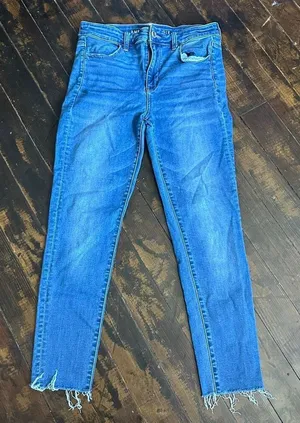 American Eagle medium wash hi-rise jegging size 12 thumbnail 1